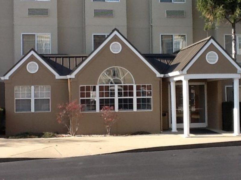 Microtel Inn By Wyndham Louisville East Εξωτερικό φωτογραφία