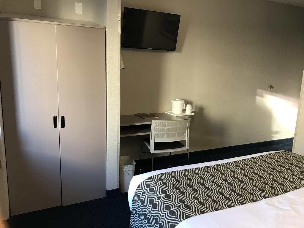 Microtel Inn By Wyndham Louisville East Εξωτερικό φωτογραφία